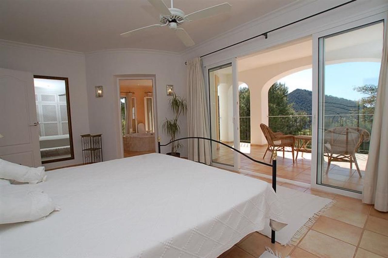 Villa Llonga