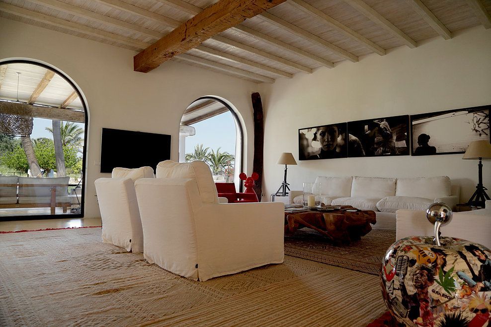 outside ibiza villa rental