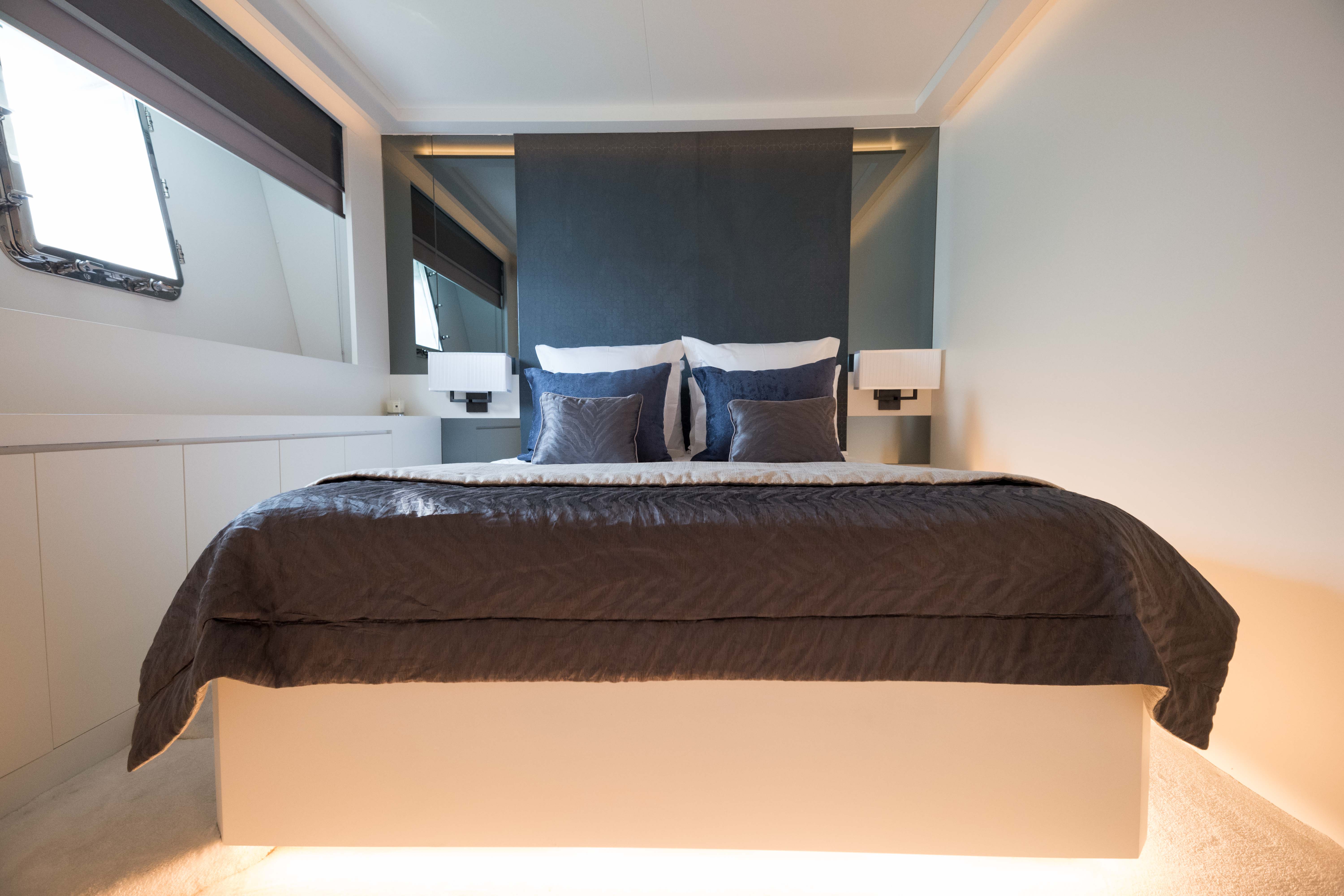 Ibiza yatch rental |  Tecnomar 36 Blue Jay