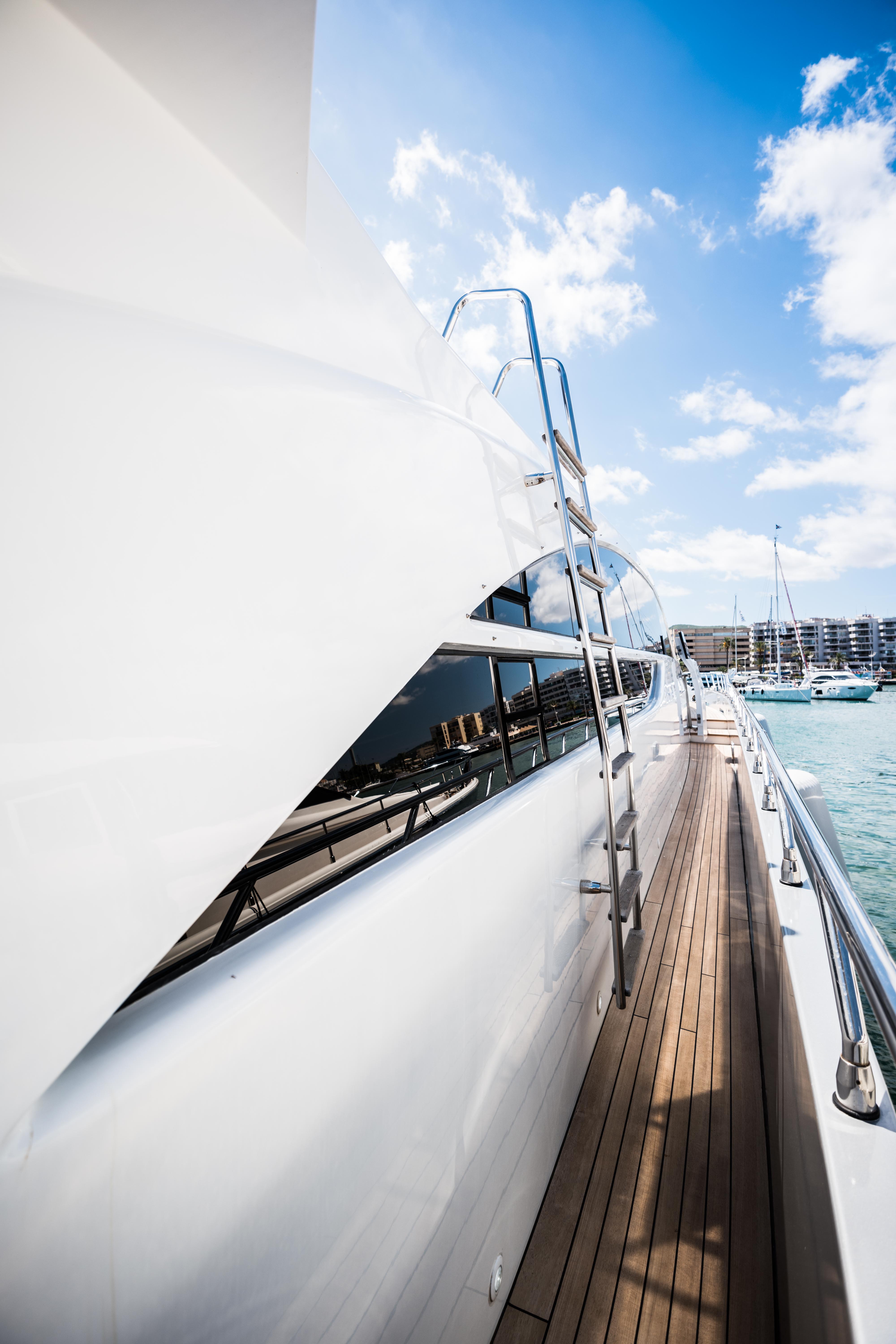 Ibiza yatch rental |  Tecnomar 36 Blue Jay