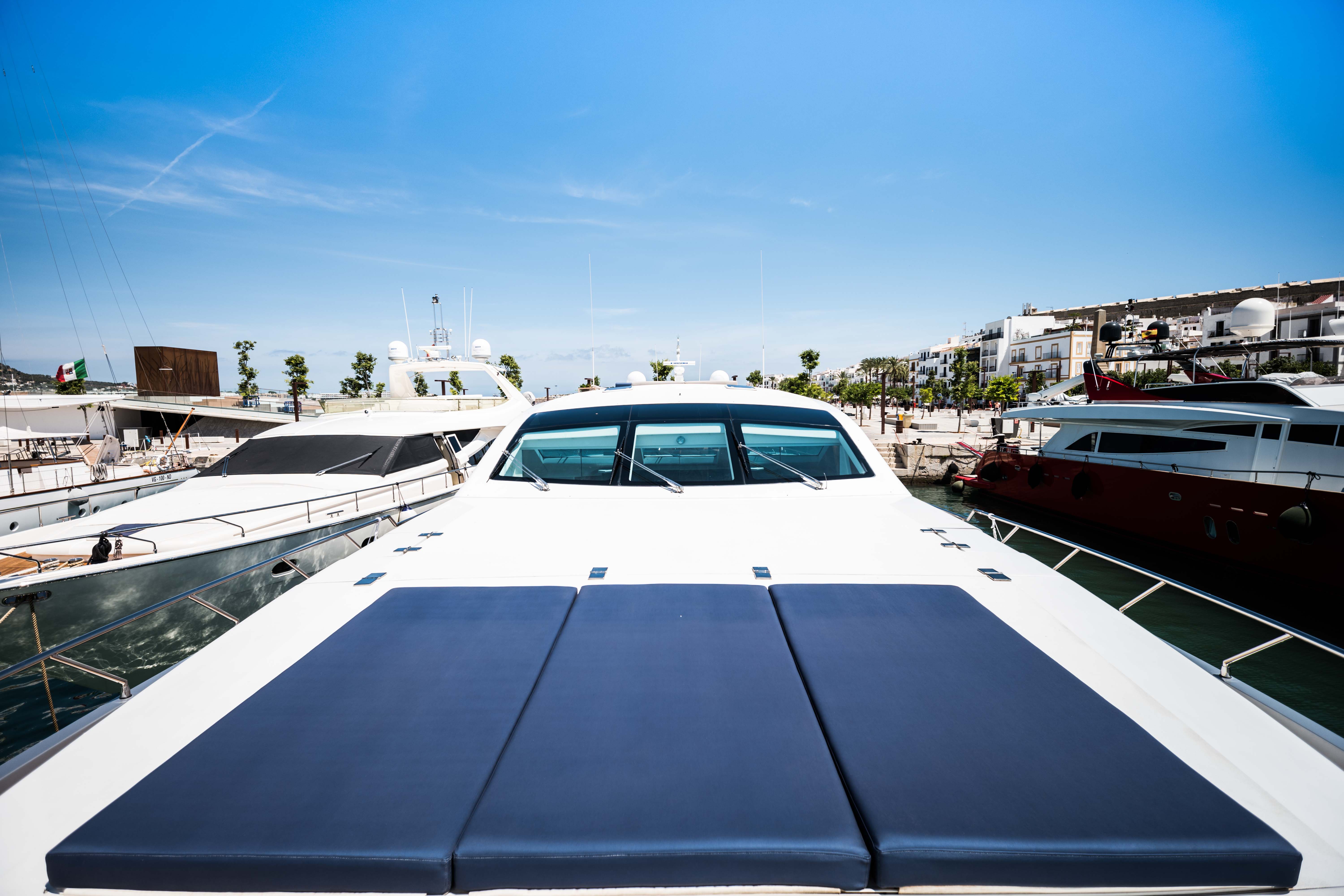 Ibiza yatch rental |  Tecnomar 36 Blue Jay