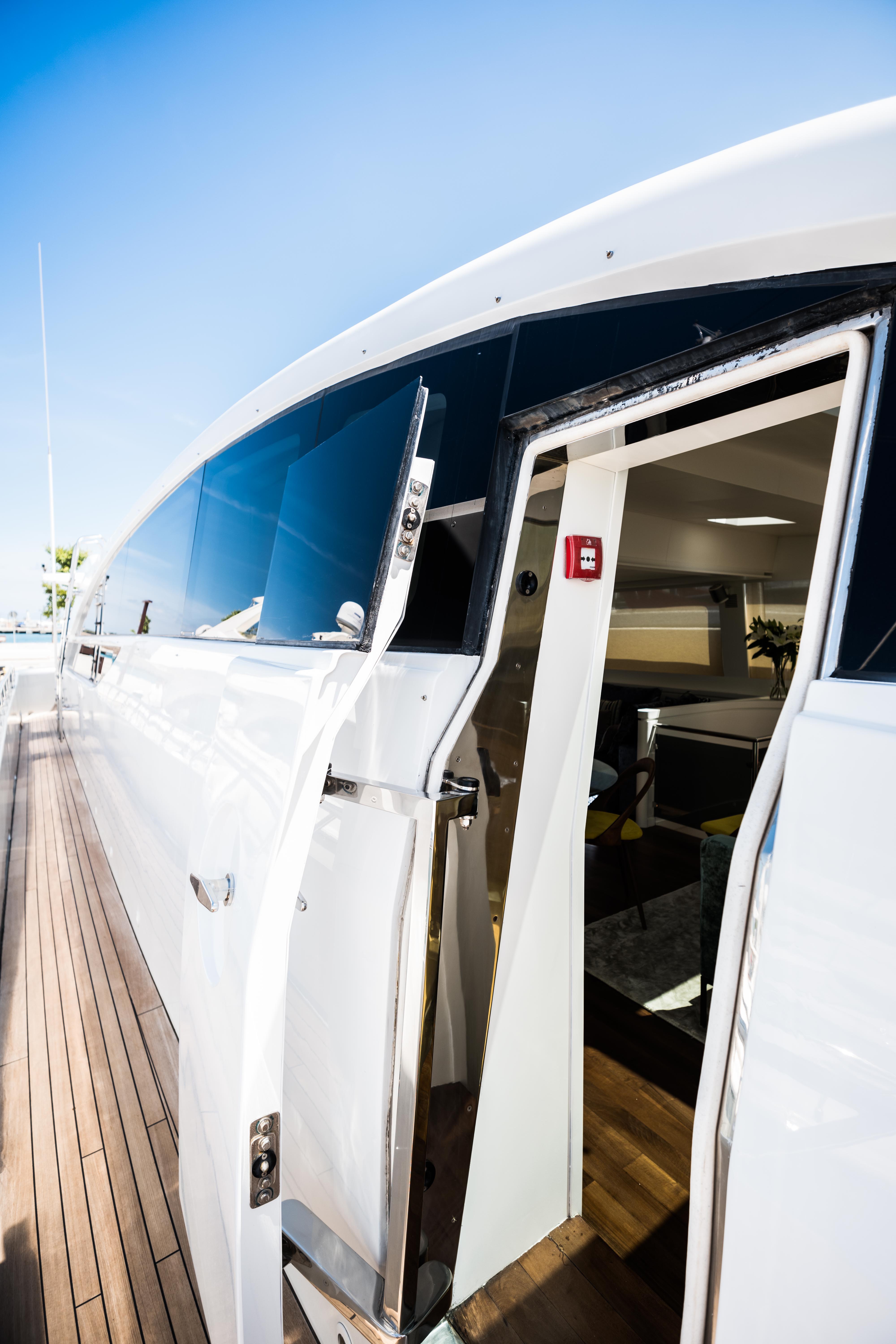 Ibiza yatch rental |  Tecnomar 36 Blue Jay