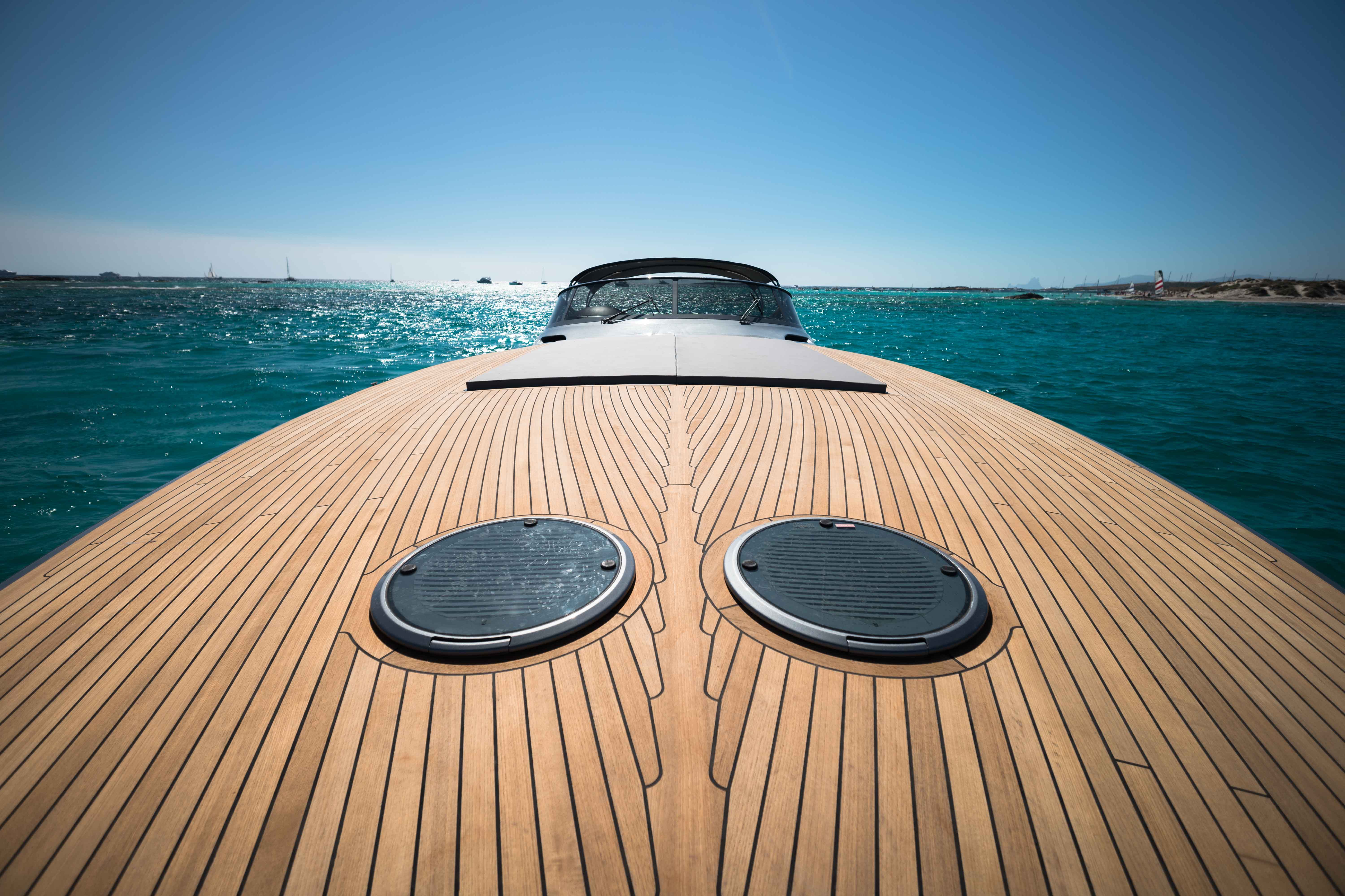 Baia 63 | Ibiza yatch charter