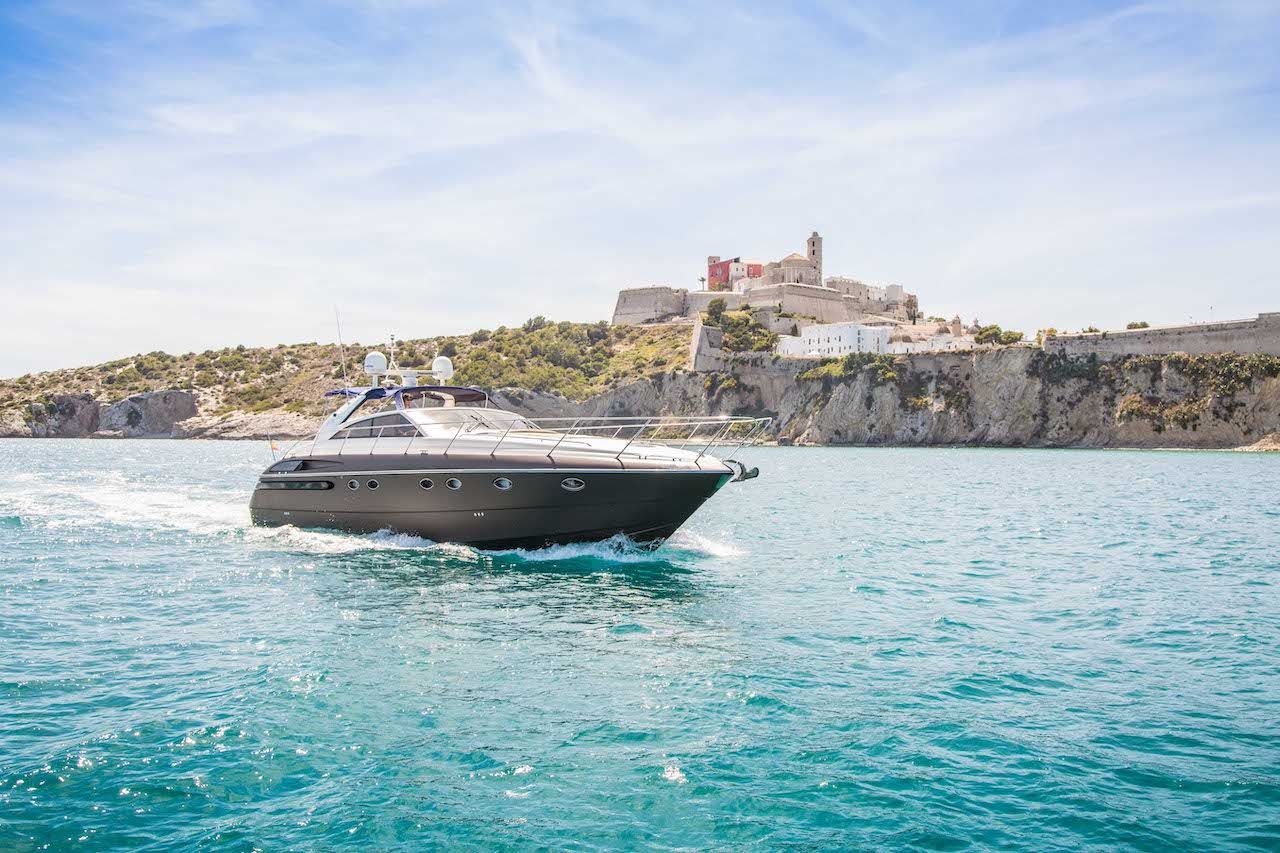 ibiza boat hire
