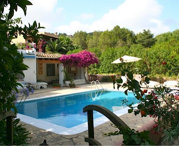 villas in Ibiza