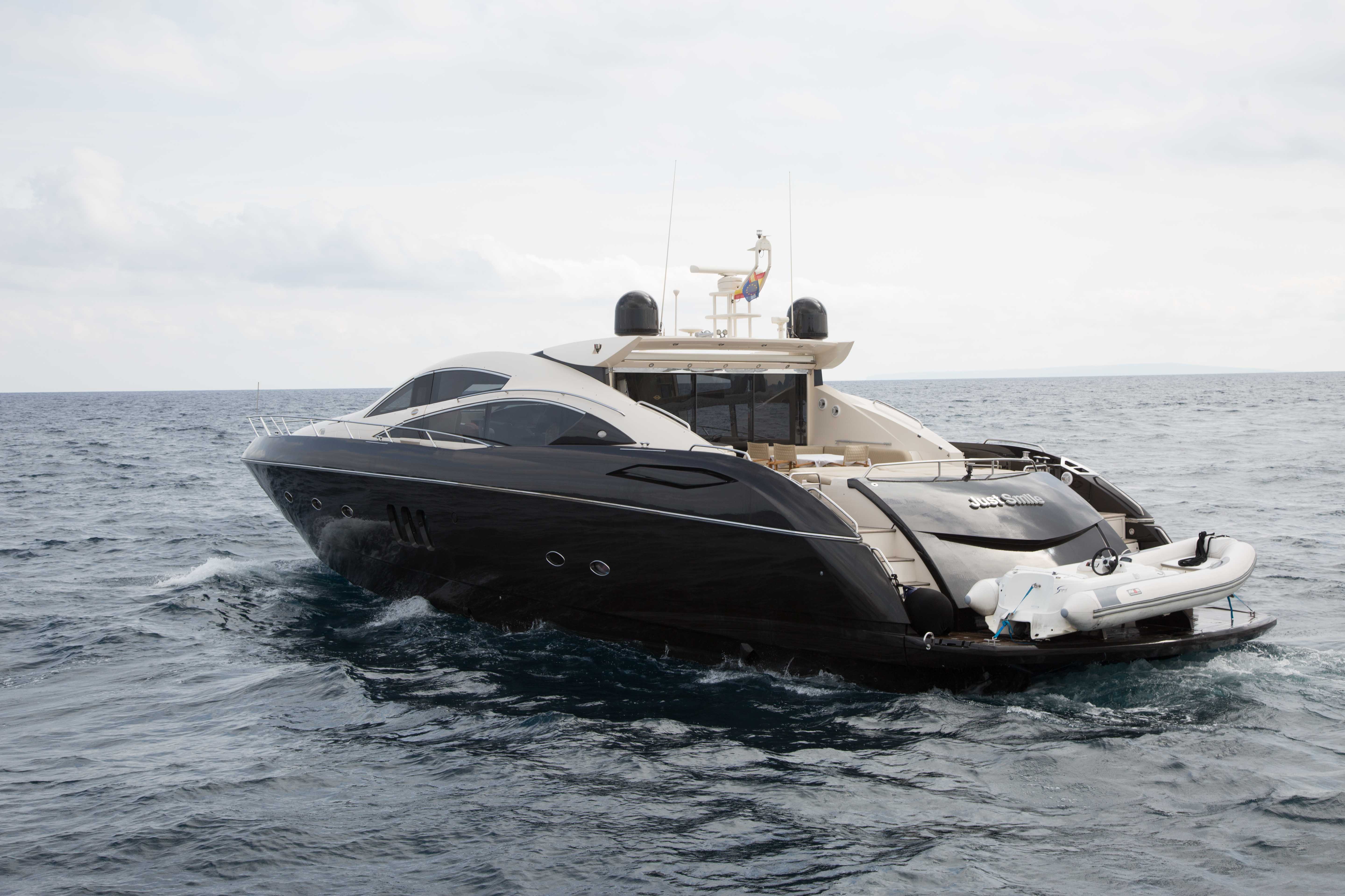 Boat Hire Ibiza Predator 82