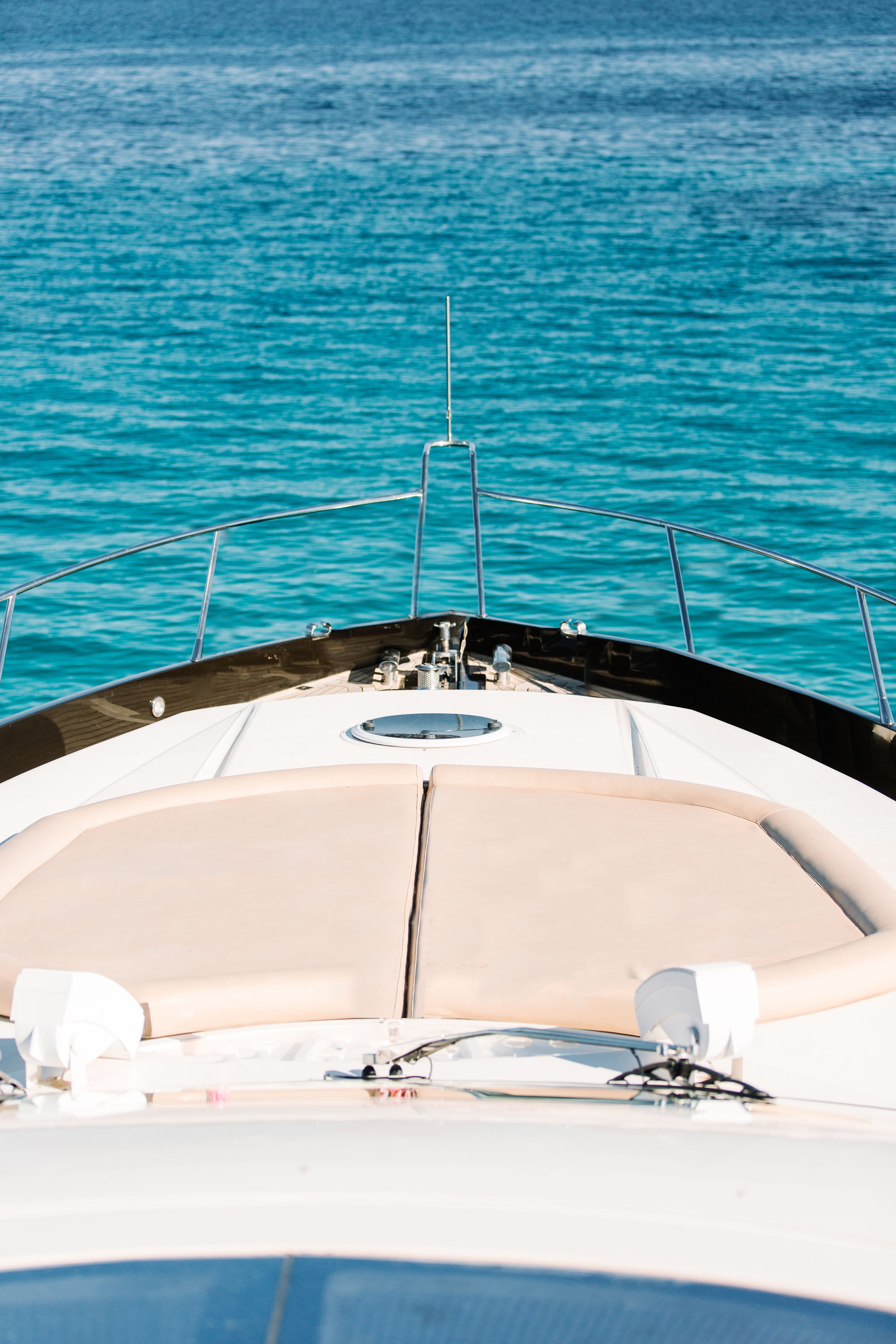 Predator 82 | Ibiza yatch charter