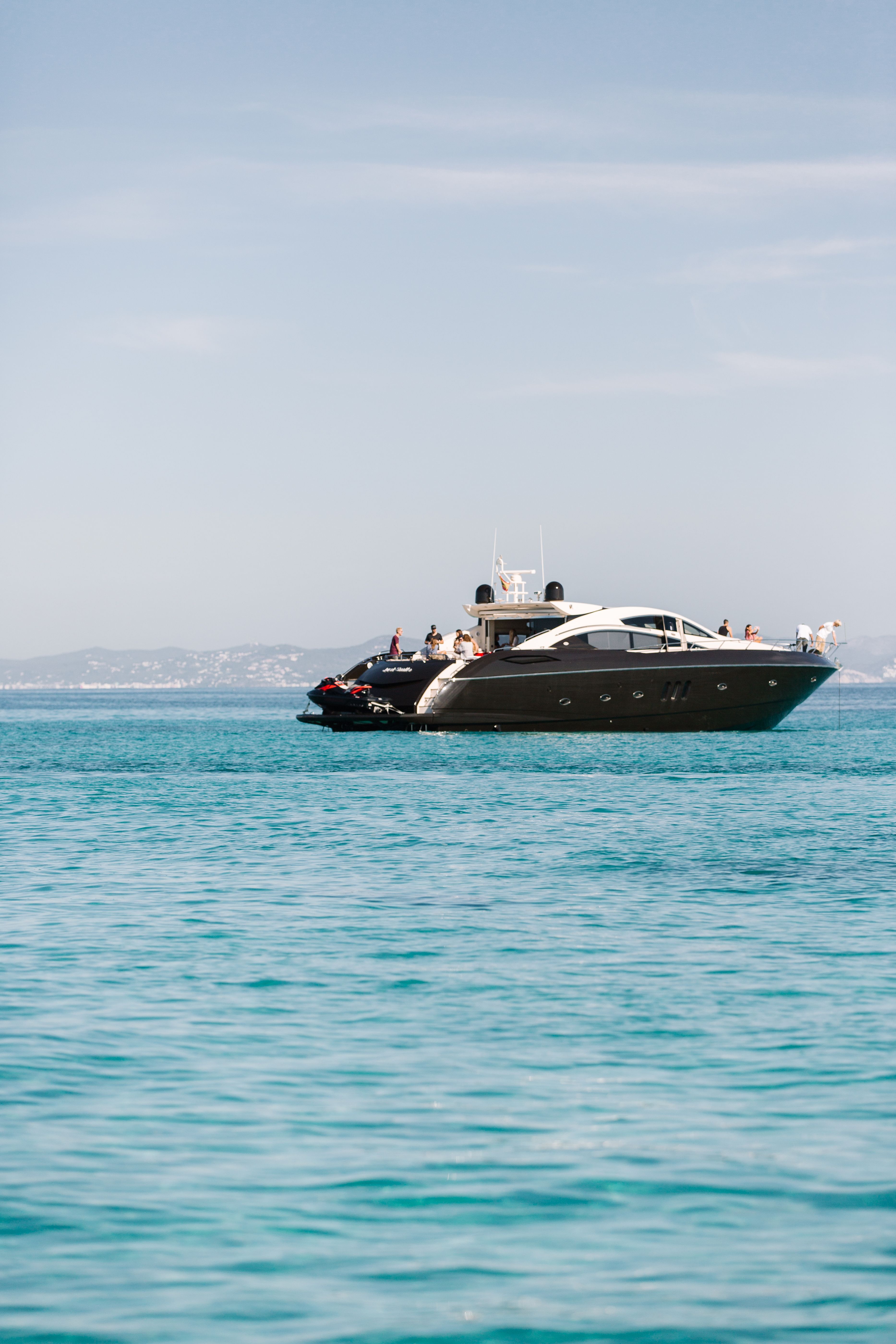 Predator 82 | Ibiza yatch charter