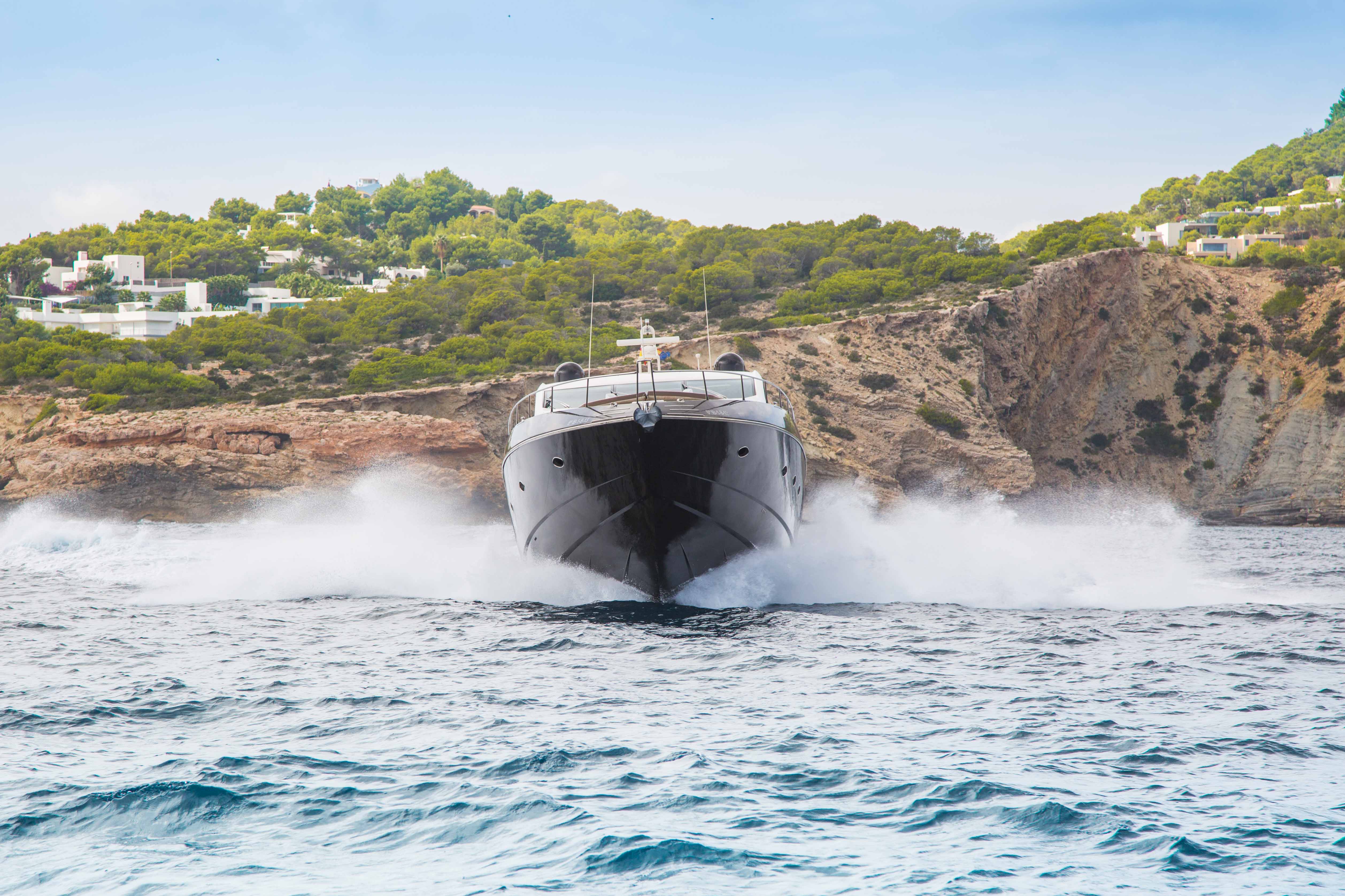 Boat Hire Ibiza Predator 82