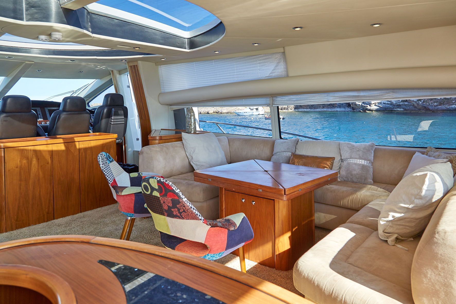 Predator 82 boat for rent