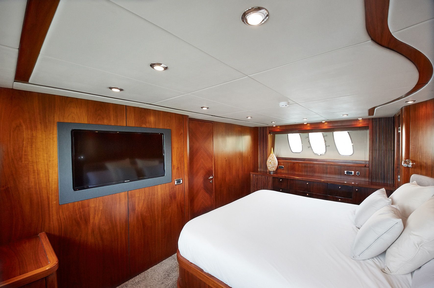 Predator 82 for rent