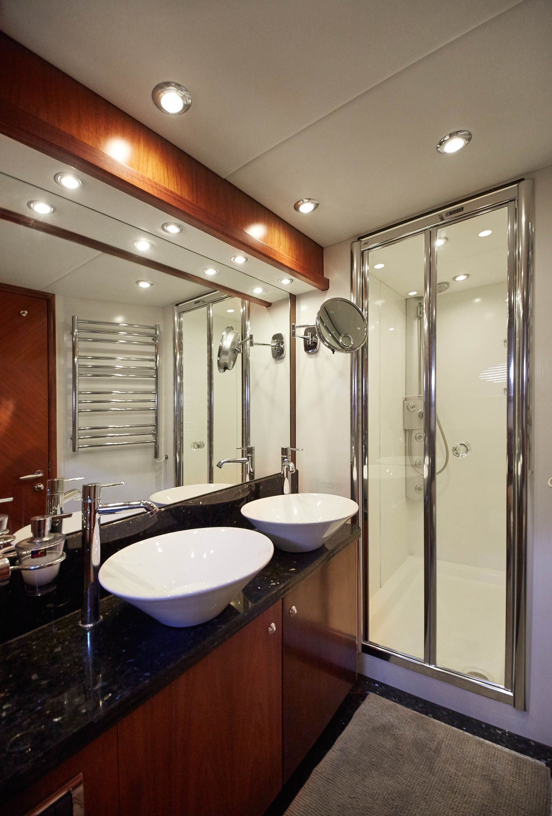 Predator 82 | Ibiza yatch charter