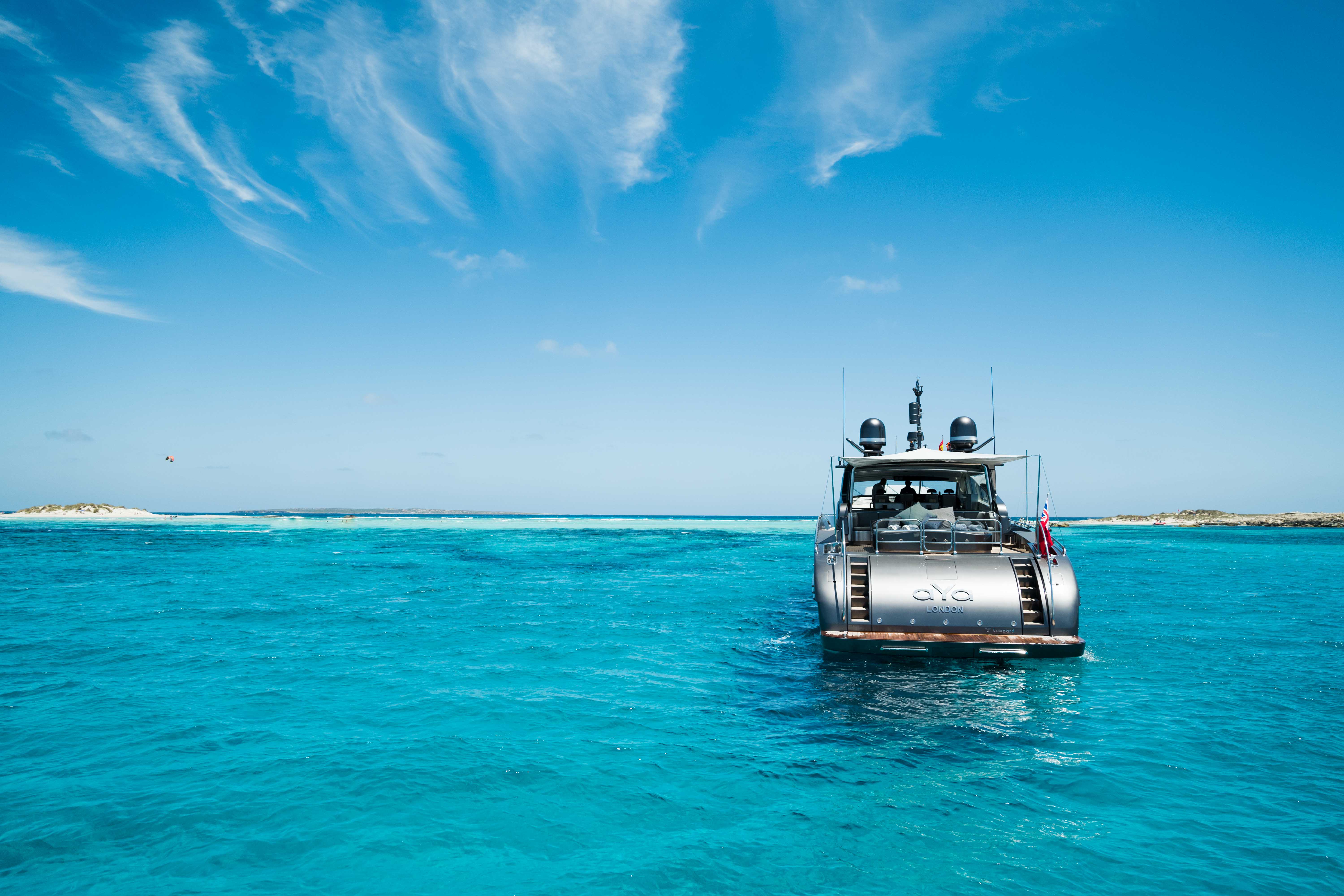 Boat Hire Ibiza | Leopard 90