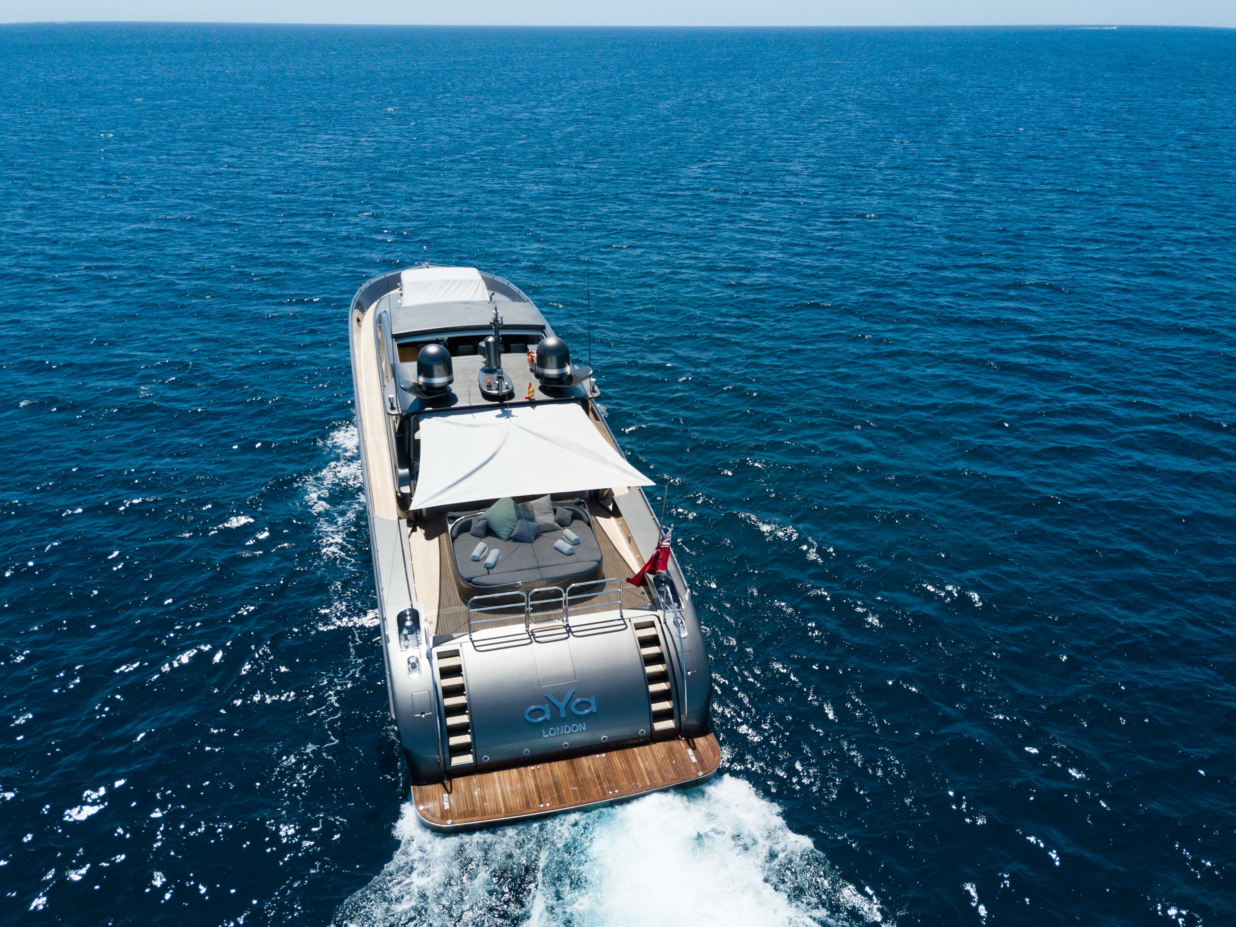 Boat Hire Ibiza | Leopard 90