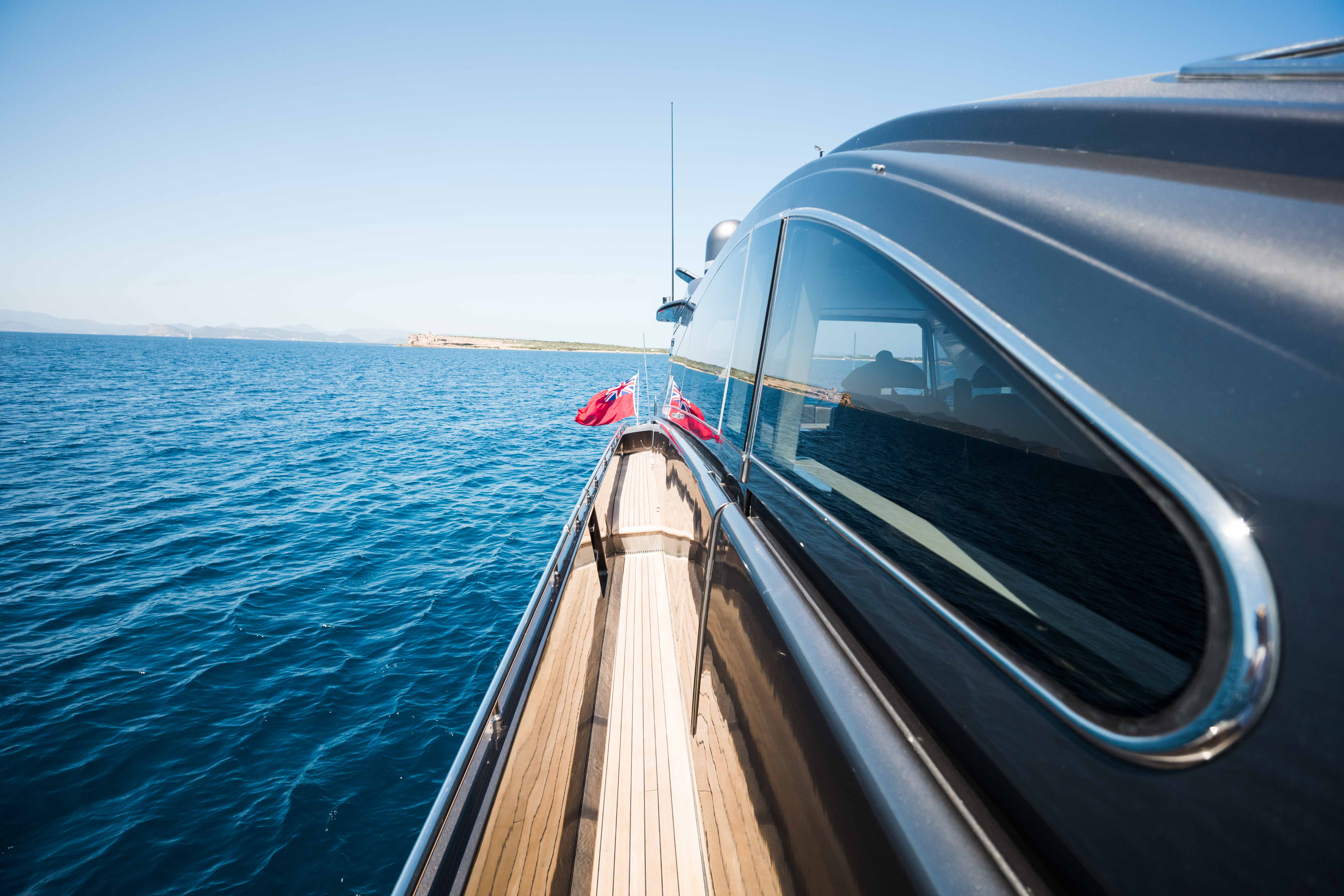 Boat Hire Ibiza | Leopard 90