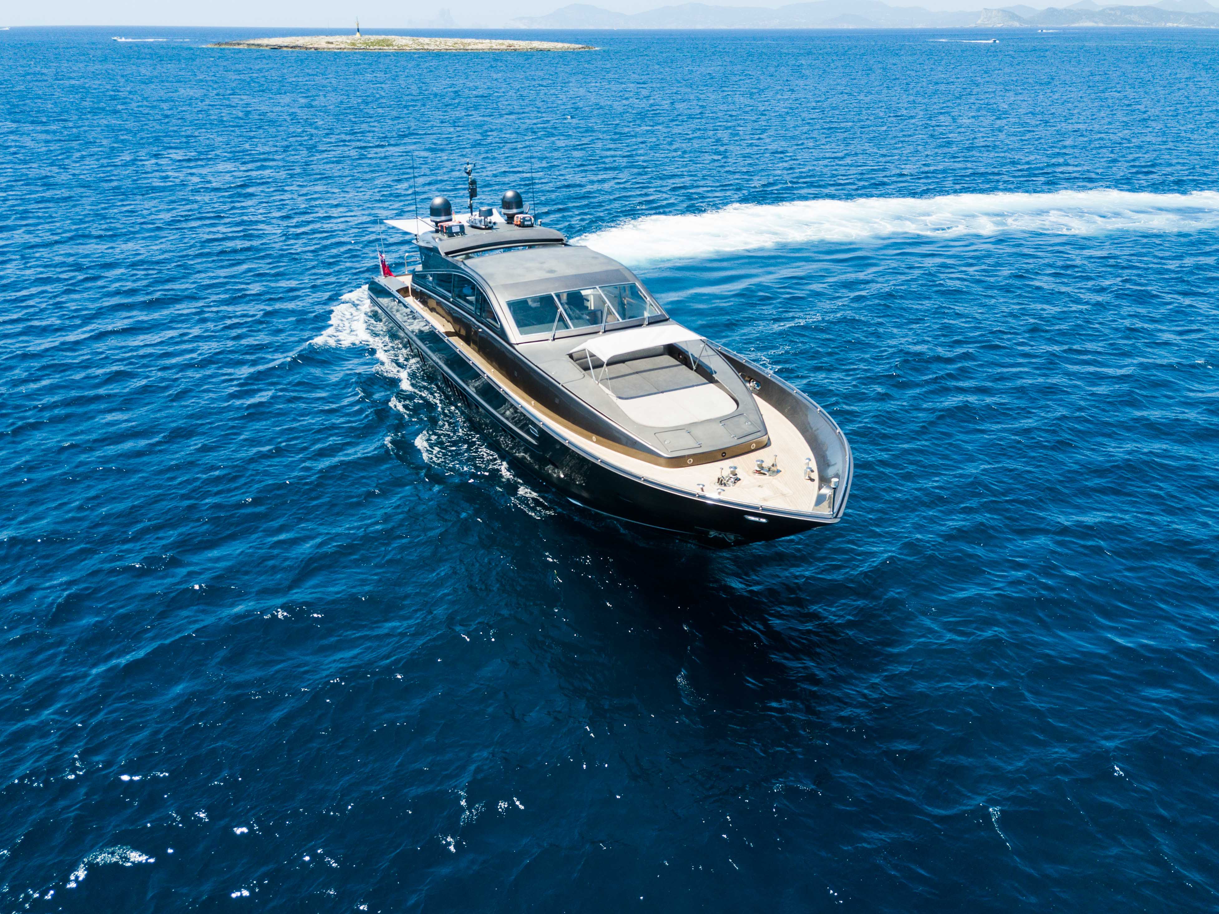 Boat Hire Ibiza | Leopard 90