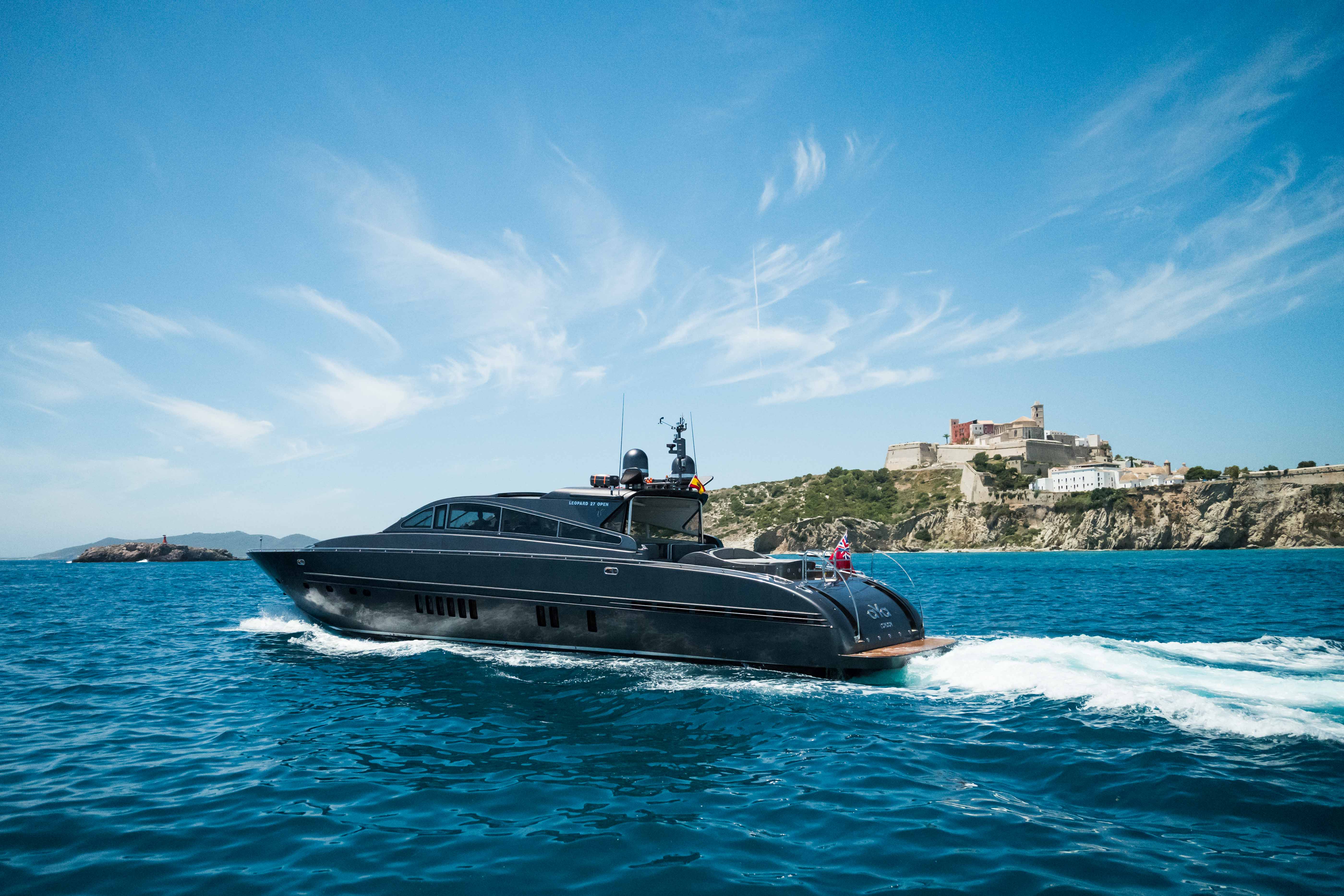 Boat Hire Ibiza | Leopard 90