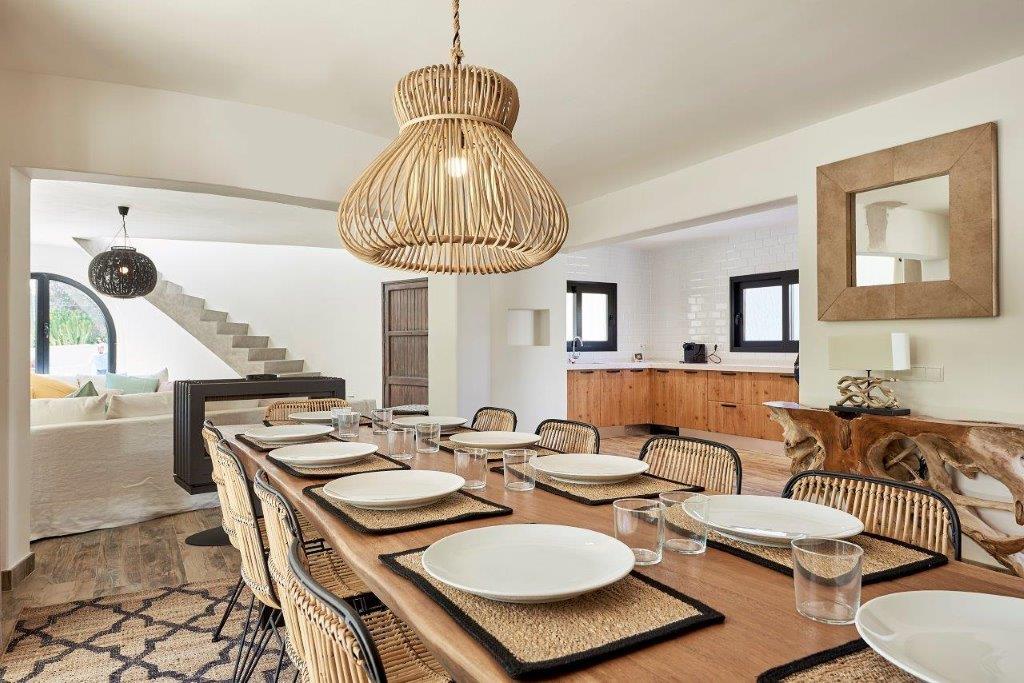 Villa Roca for rent | Roca LLisa