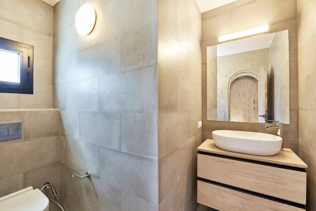 Villa Roca for rent | Roca LLisa