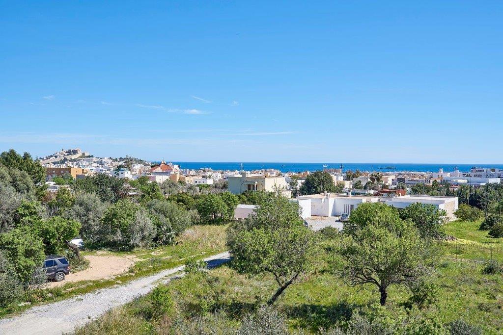 Villa Roca for rent | Roca LLisa