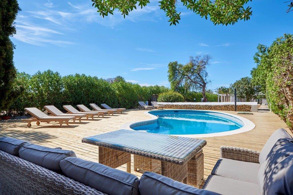 Villa Roca for rent | Roca LLisa