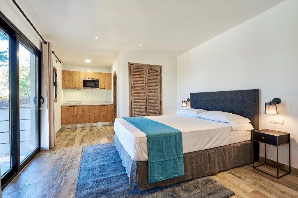Villa Roca for rent | Roca LLisa